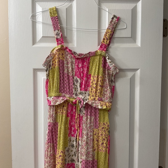 Easel like new size small dress - Picture 1 of 4